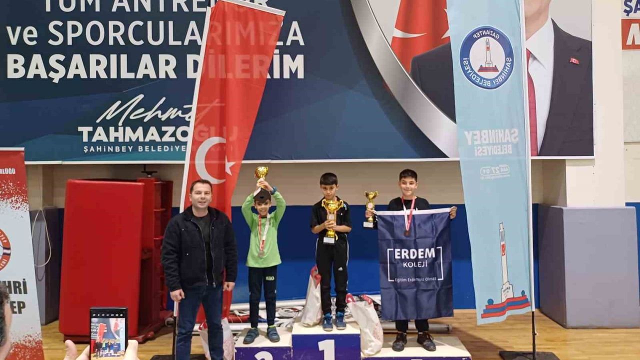 Şahinbey Belediyesi, Gaziantep’in 104. Kurtuluş Yıldönümünde Spor Etkinlikleri Düzenledi