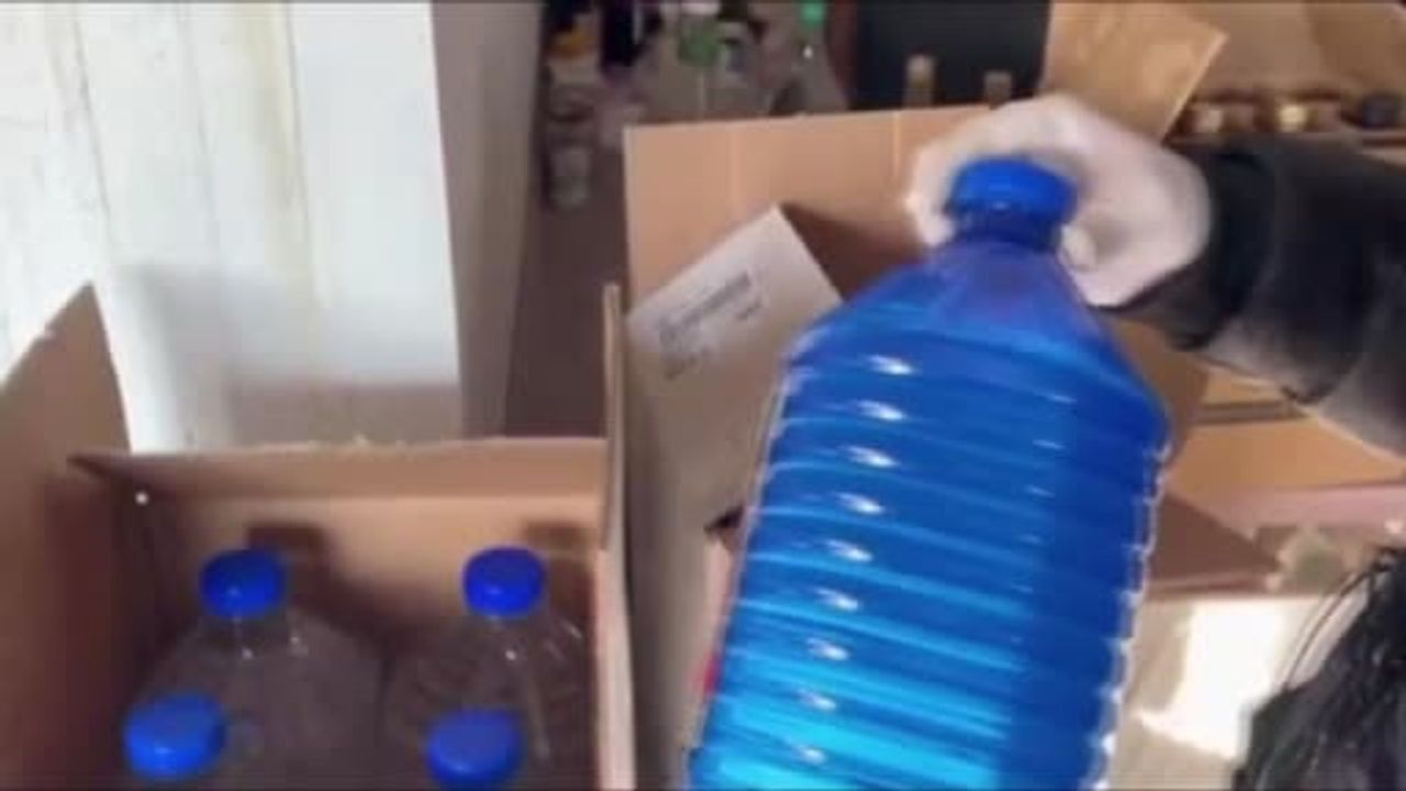 Sakarya'da jandarmadan yılbaşı öncesi eş zamanlı sahte içki operasyonu