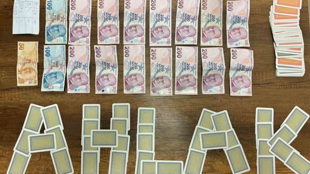 Sakarya’da kumar operasyonları: 18 şüpheli hakkında işlem, 3 iş yeri faaliyetten men edildi