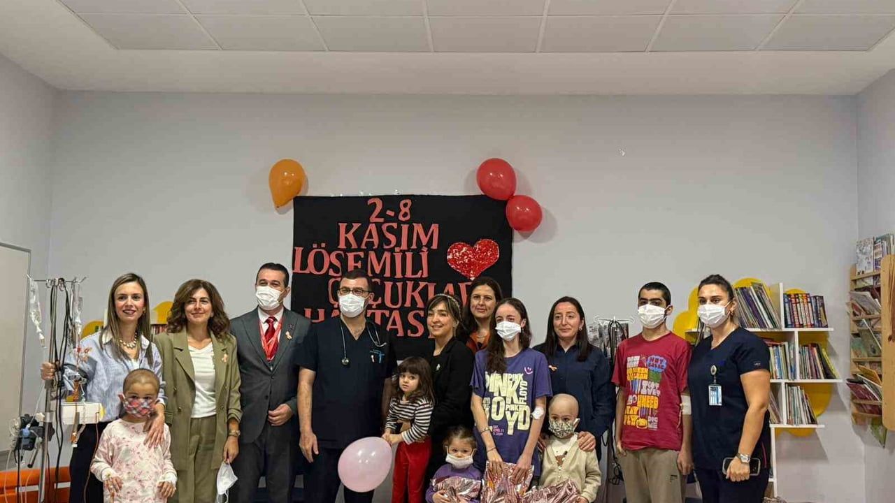 Sakarya Üniversitesi ve Sağlık Müdürlüğü iş birliğiyle 'Hastane Okulu Projesi' çocuklara moral desteği sağladı