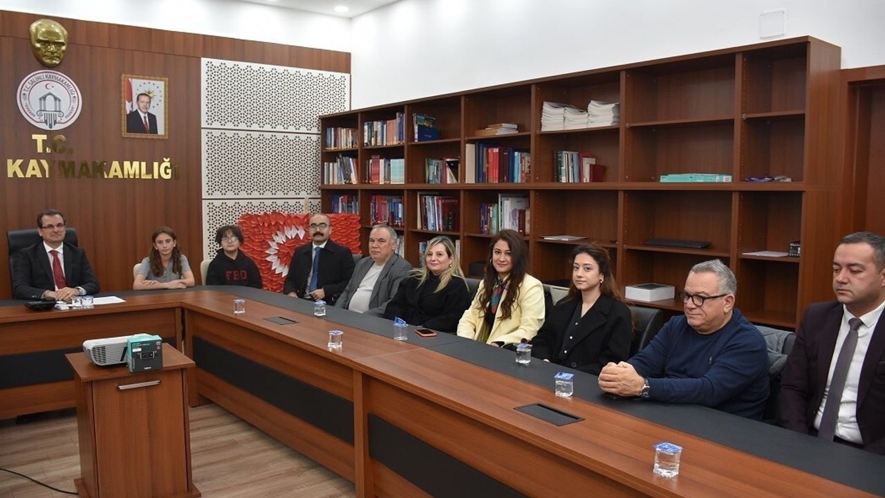 Salihli'de İnsan Hakları Kurulu Toplantısı Kaymakam Ali Güldoğan Başkanlığında Yapıldı