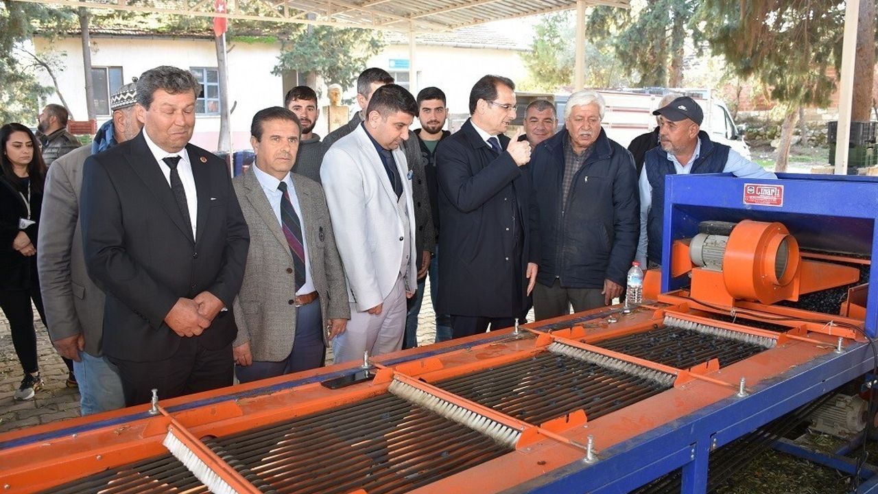 Salihli Kaymakamı Ali Güldoğan, Tekelioğlu, Çökelek ve Pazarköy mahallelerinde vatandaşlarla buluştu