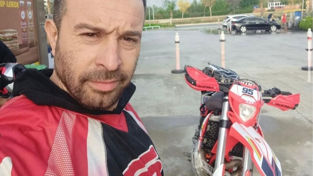 Şampiyon motosikletçi Özgür Çapacı Bayındır'da trafik kazasında yaşamını yitirdi