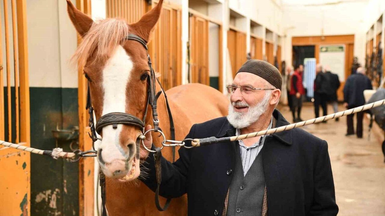 Samsun Büyükşehir Belediyesi 2025'te 25 bin 700 yaşlıya kapsamlı hizmet sundu