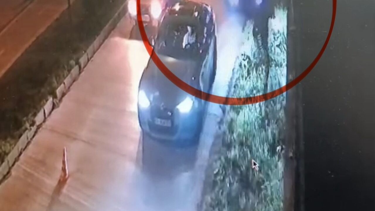 Samsun'da 'dur' ihtarına uymayan araç yunus polisinin uygulama noktasına çarptı