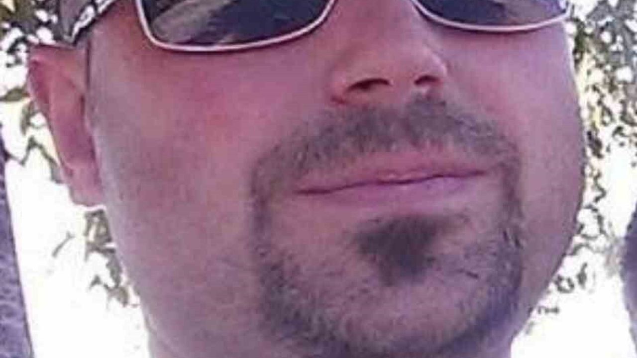 Samsun'da iş yerinin bodrumunda asılı halde ölü bulunan kişi