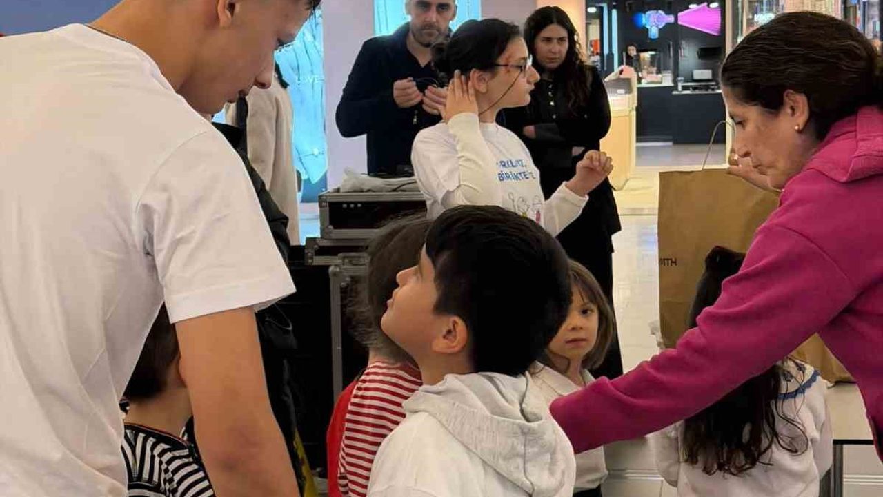 Samsun'da özel gereksinimli çocuklara yönelik farkındalık etkinliği Liv Hospital iş birliğiyle