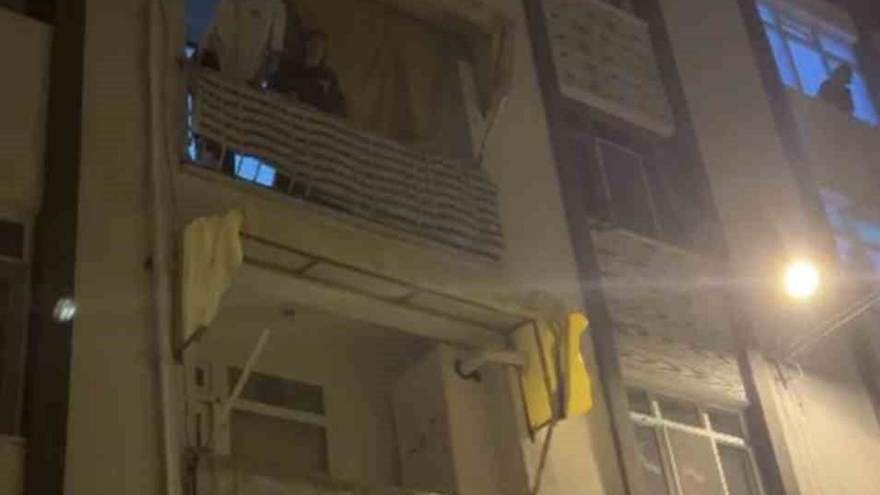 Samsun'da sivil polislerin kapısını çalması paniğe yol açtı; yabancı uyruklu kişi balkona çıkarak yardım istedi
