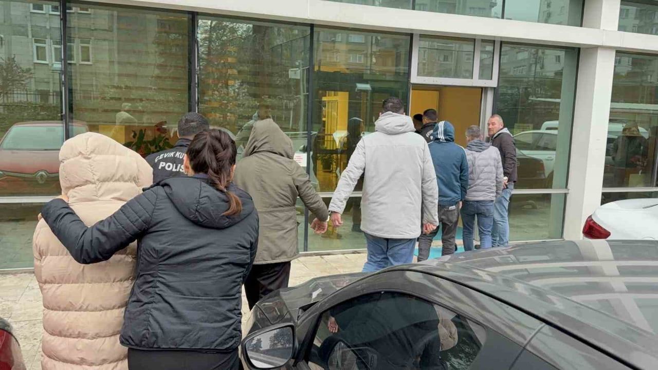Samsun’da uyuşturucu operasyonu: 1’i kadın 7 şüpheli adliyeye sevk edildi