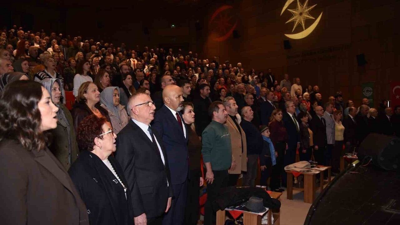 Samsun'da 'Yıldızların Altında' Türk Sanat Müziği Konseri: Çarşambalılar Korosu Yeni Sezona Başladı