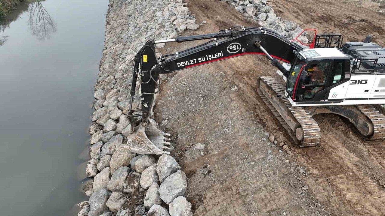 Samsun Yeni OSB'de ıslah ve drenaj çalışmaları sürüyor: Kanal, tahkimat ve taş tedariki detayları