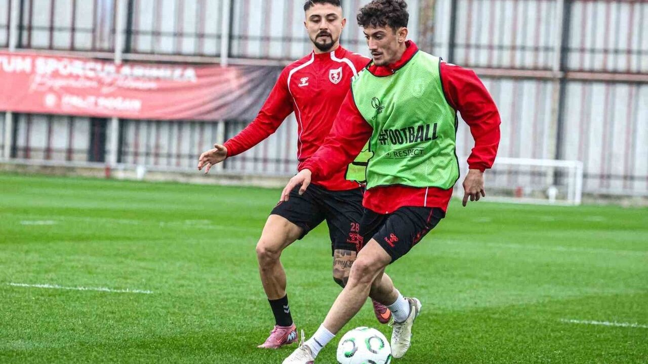 Samsunspor, Başakşehir'i Yenip 4 Maçlık Galibiyet Hasretine Son Vermek İstiyor