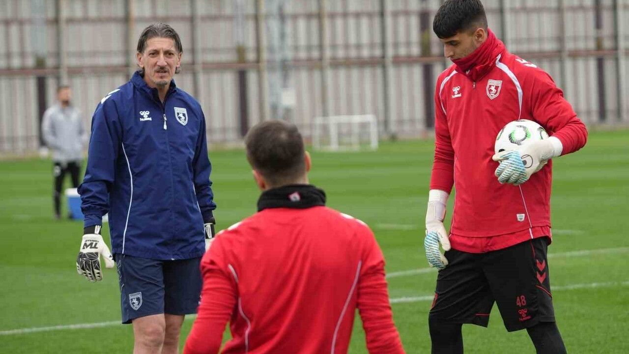 Samsunspor, UEFA Konferans Ligi'nde AEK maçının hazırlıklarını tamamladı