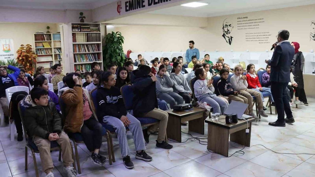 Şanlıurfa'da 'Dijital Dünyada Denge' semineri: 7-14 yaş arası çocuklara bilinçli teknoloji eğitimi