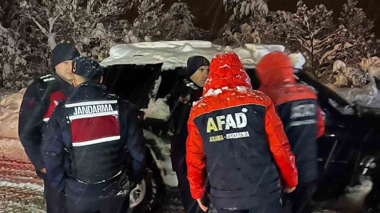 Sarıçiçek Yaylası'nda Mahsur Kalan 7 Kişi AFAD Ekipleri Tarafından Kurtarıldı