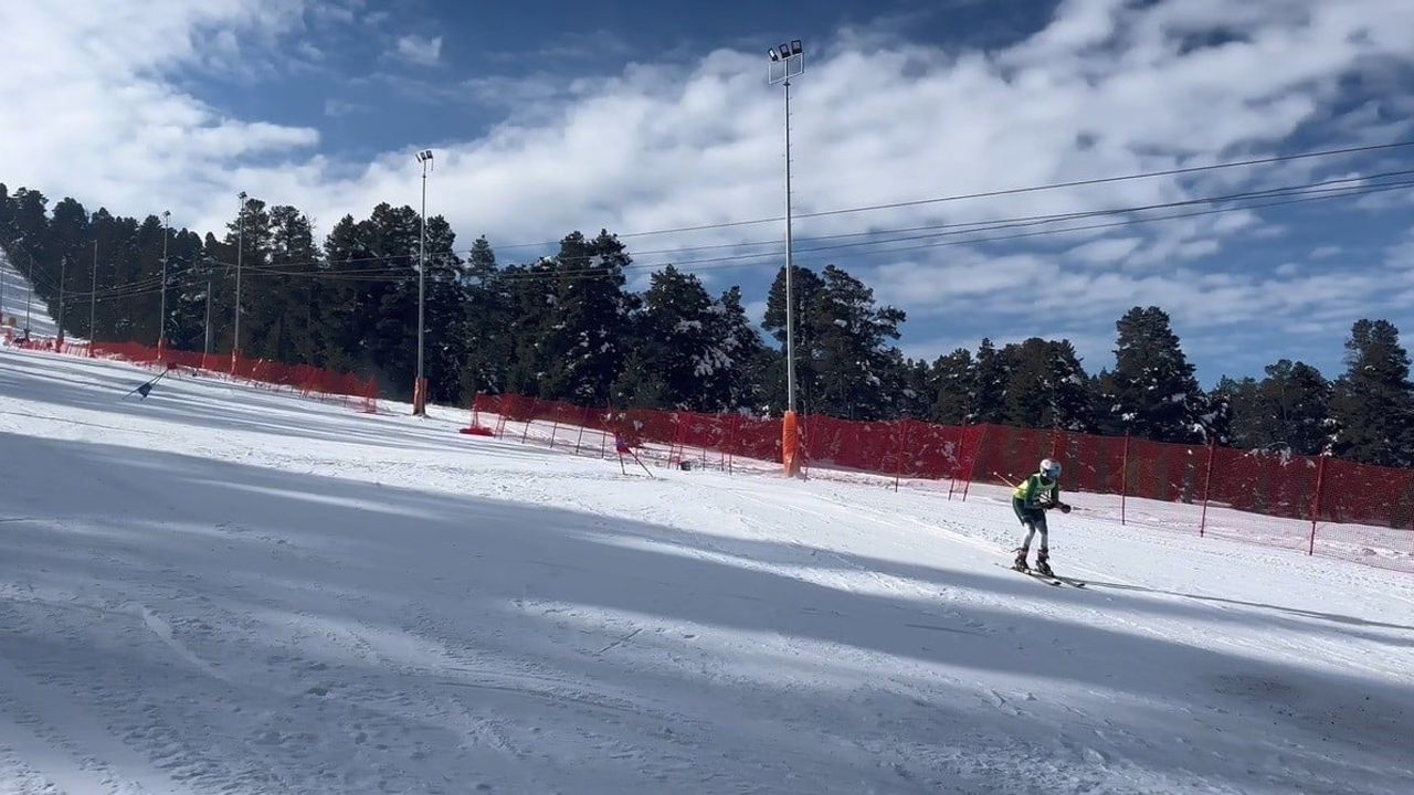 Sarıkamış'ta Uluslararası FIS Sarıkamış CUP Alp Disiplini Yarışmaları Sürüyor