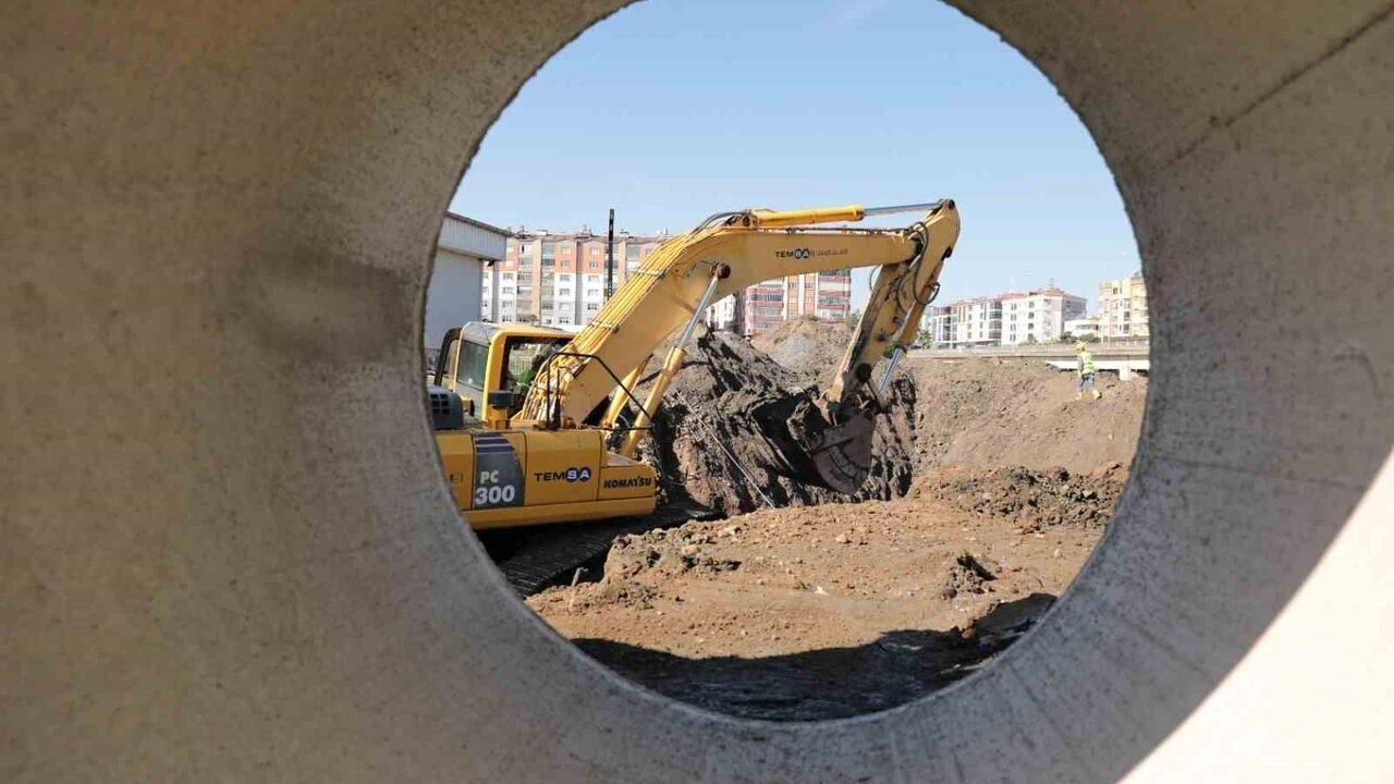 SASKİ, Çarşamba'da kapsamlı altyapı yenilemesi: içme suyu, kanalizasyon ve yağmur hattı güçlendiriliyor
