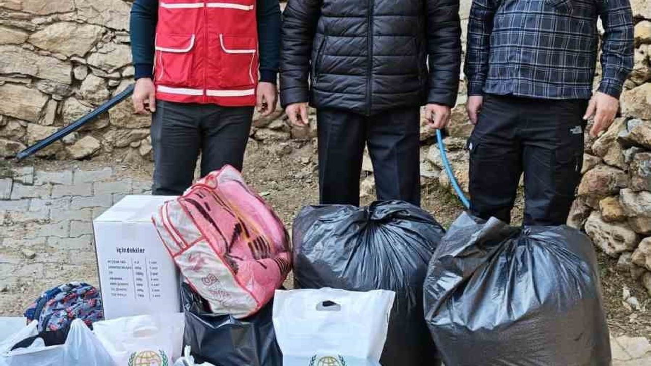 Sason'da soba yangını mağduru aileye kaymakamlık ve AFAD'dan destek