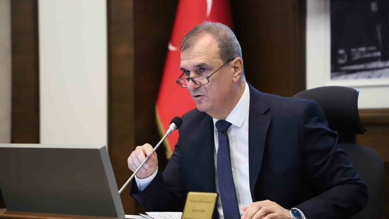 Şehit Hava Pilot Yarbay Gökhan Korkmaz'ın adı Büyükçekmece'de Gölboyu Caddesi'ne verildi