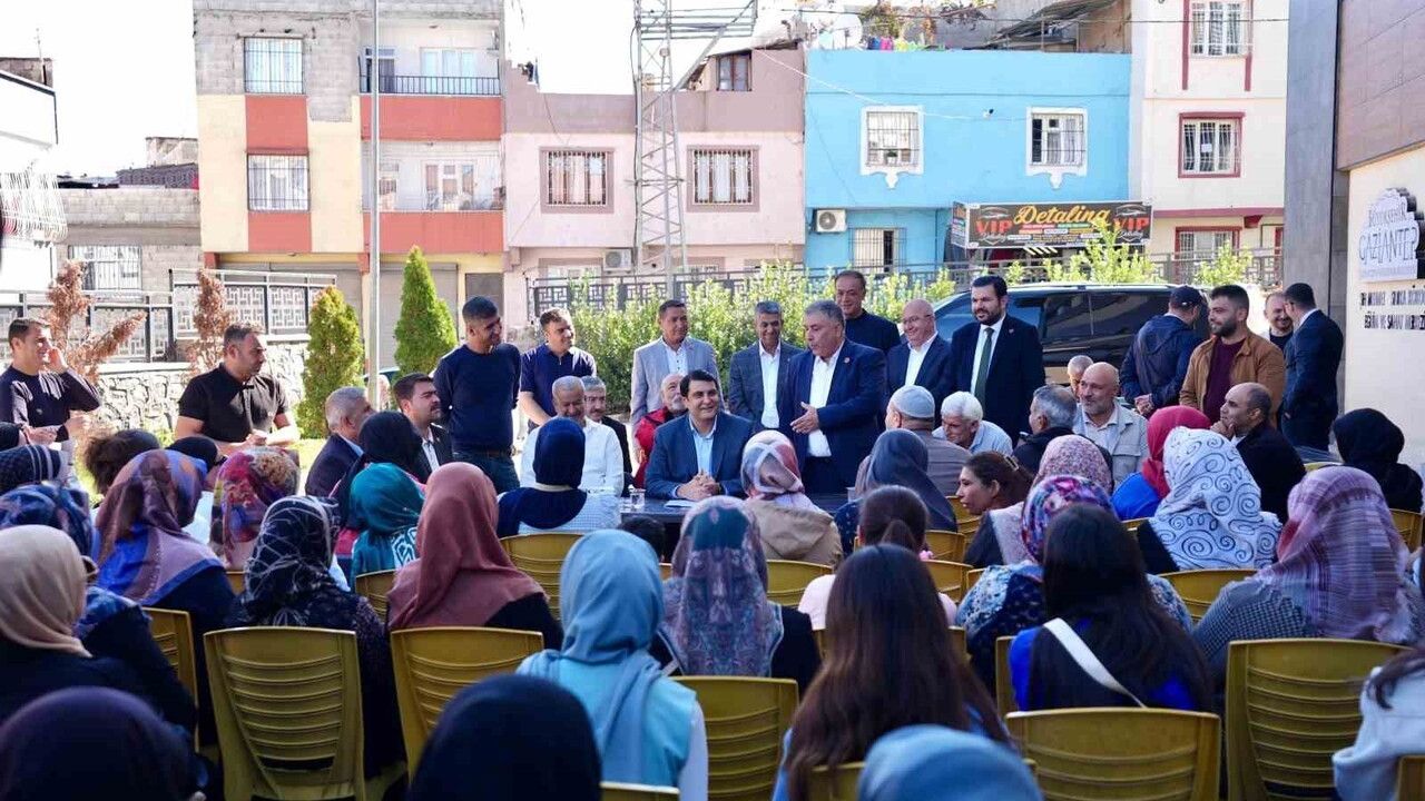 Şehitkamil Belediye Başkanı Umut Yılmaz Mevlana Mahallesi’nde Vatandaşlarla Buluştu