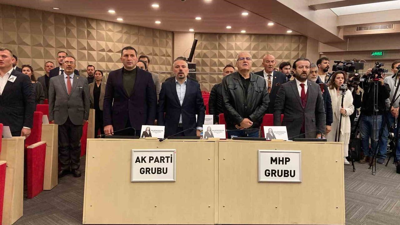 Şehzadeler Belediye Başkanı Hakan Şimşek seçildi