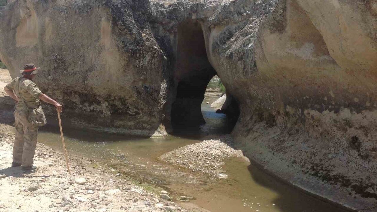 Selendi’de keşfedilmeyi bekleyen doğal ve tarihsel miras: Delikli Bent