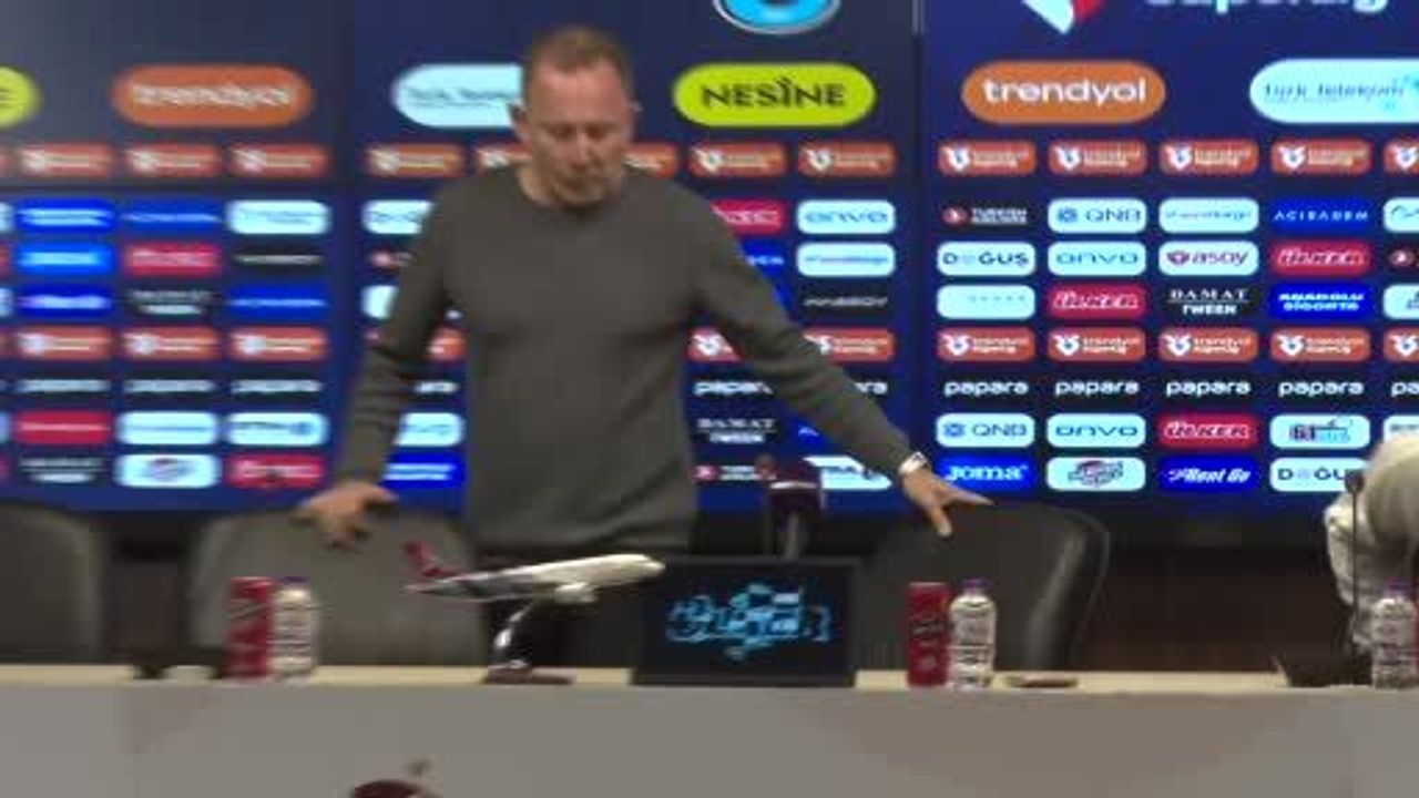 Sergen Yalçın: 'Bu akşam bir tiyatro oynandı' — Beşiktaş, Trabzonspor ile 3-3 berabere kaldı