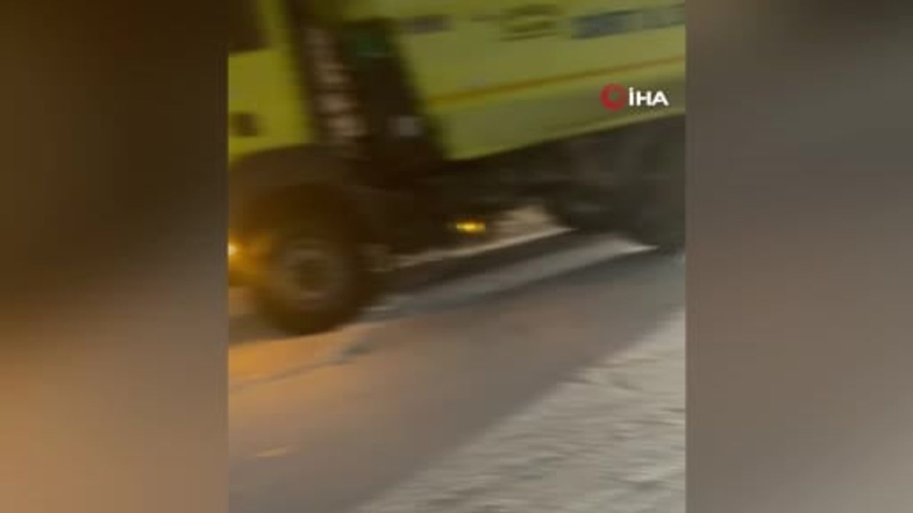 Siirt-Batman yolunda kar küreme aracı ile otomobil çarpıştı: 1 ölü, 4 yaralı