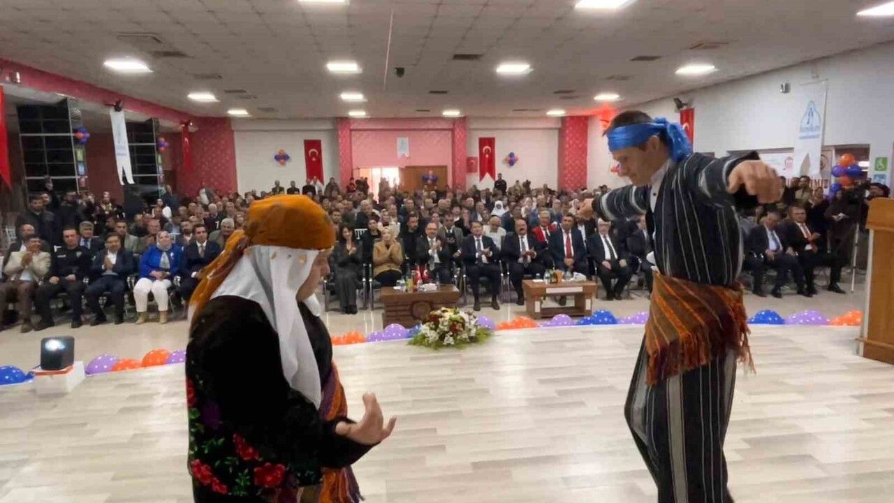 Siirt’te Dünya Engelliler Günü: Özel Bireyler Askeri Kamuflajla Temsili Yemin Törenine Katıldı