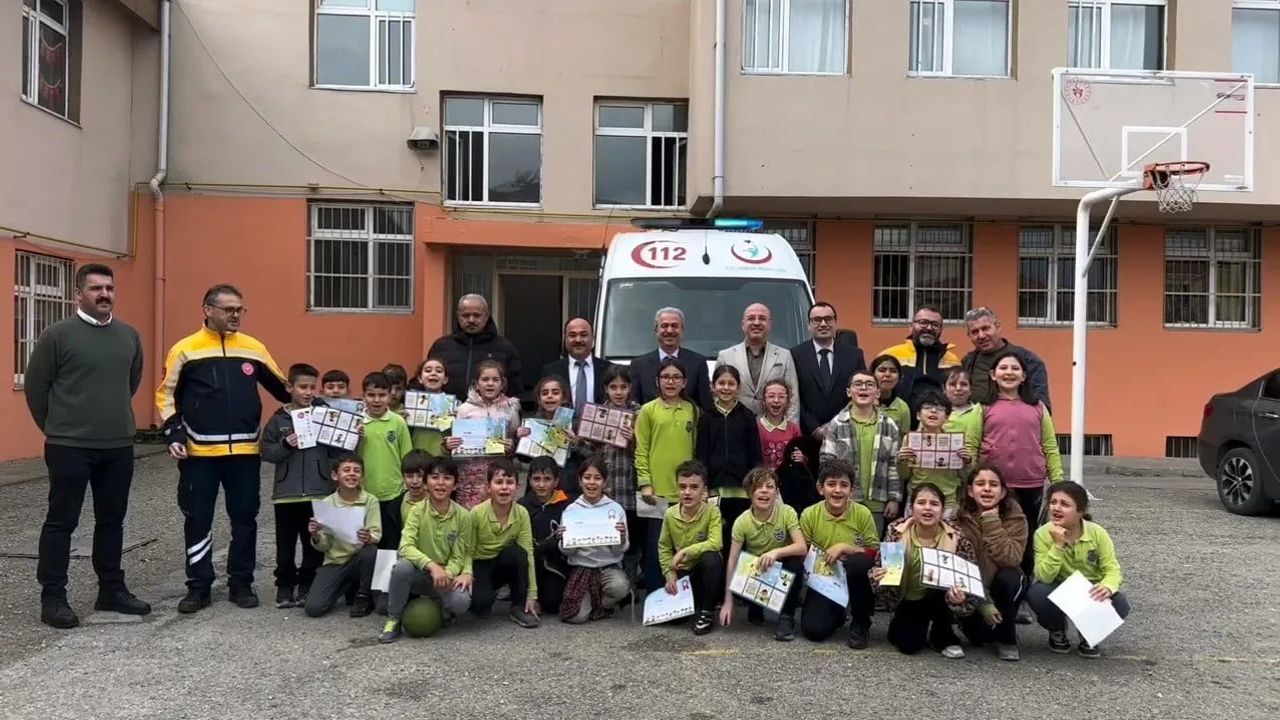 Sinop’ta Fatih İlköğretim Okulu'nda ‘Sağlıklı Çocuk, Sağlıklı Gelecek Programı’ uygulaması