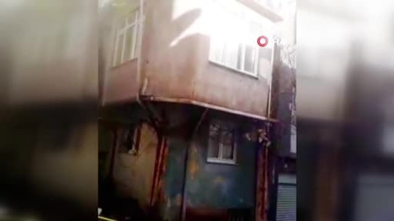 Şişli'de 2 katlı binanın 2. katında yangın: Astım hastası ev sahibi tedbir amaçlı hastaneye kaldırıldı
