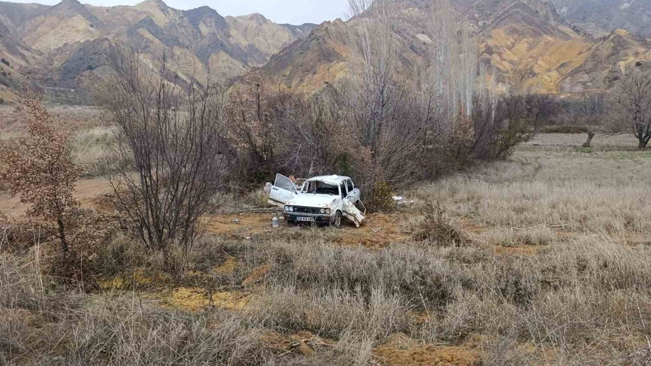 Sivas Suşehri'de trafik kazası: 1 ölü, 2 ağır yaralı