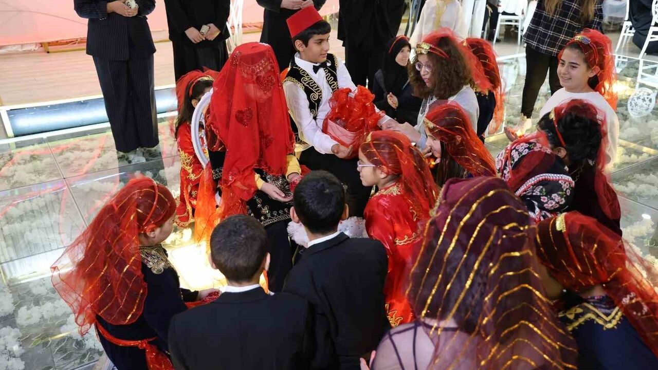 Sivas'ta Akran Akademi'den engelli öğrencilere yönelik farkındalık gösterisi