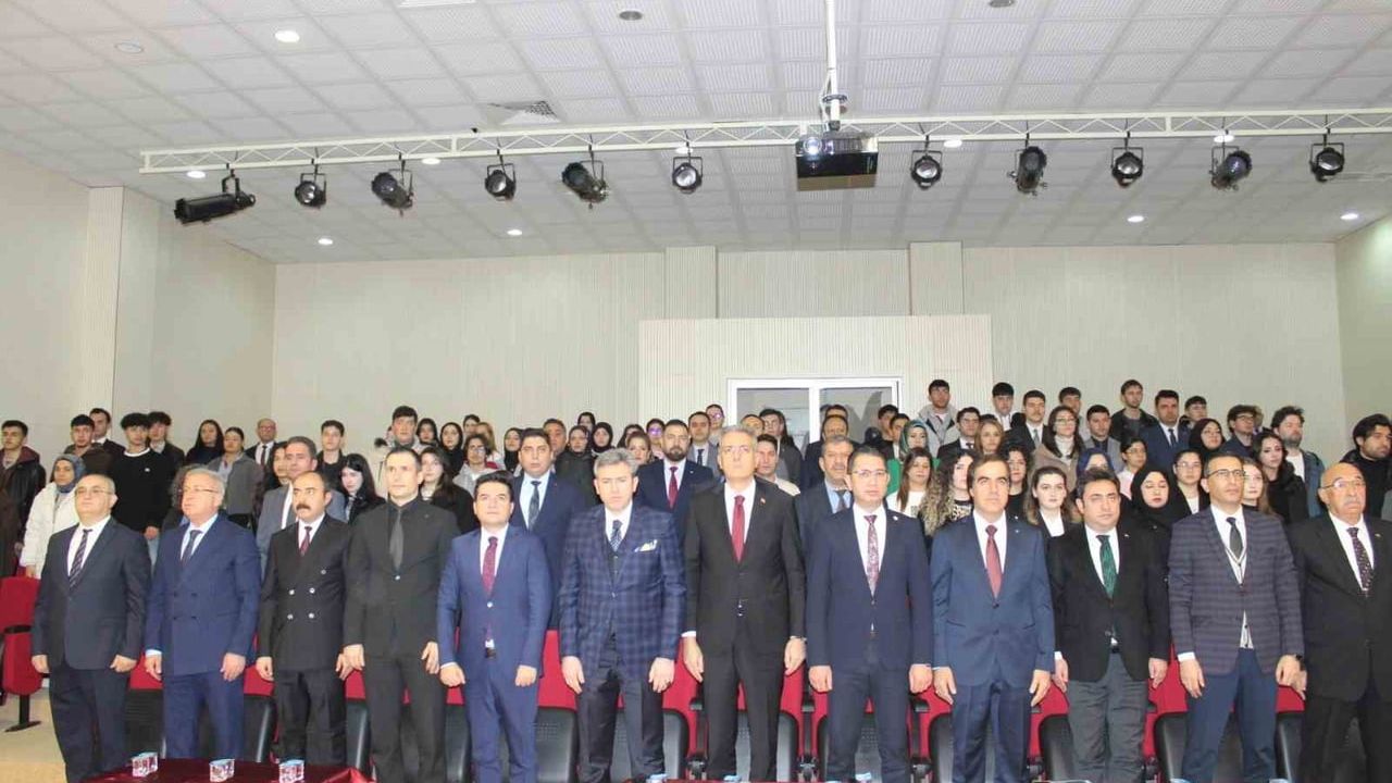 Sivas’ta 'Türk Denetimli Serbestlik Sistemi' 20. Yılı Sempozyumu Düzenlendi