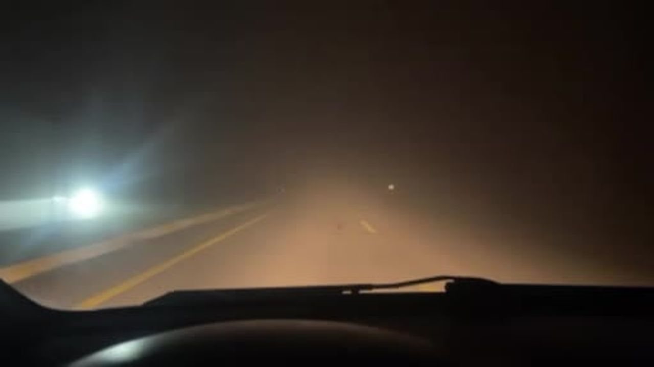 Sivas’ta Yoğun Sis Ulaşımı Aksattı: İstanbul Kalkışlı Uçak Kayseri’ye Yönlendirildi