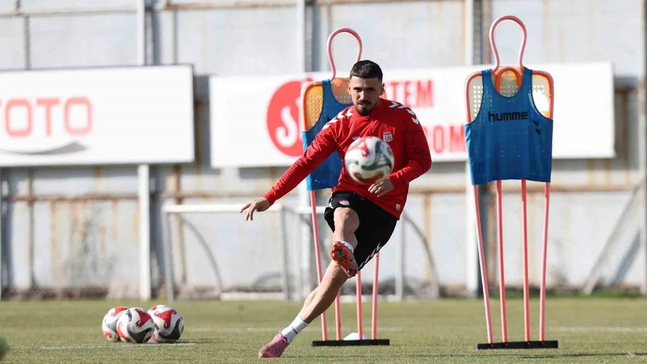 Sivasspor, Aliağa FK ile Ziraat Türkiye Kupası 4. Tur maçına hazırlanıyor