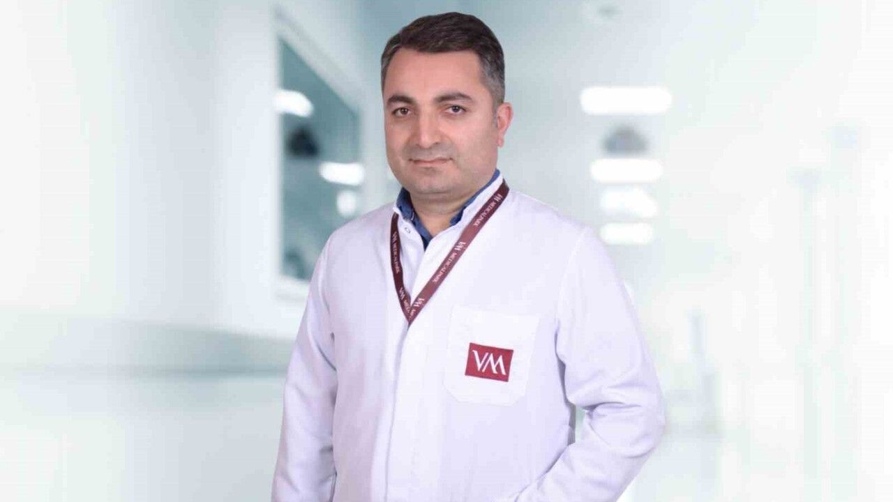 Skolyoz çocukların geleceğini engellemiyor: Doç. Dr. Hanifi Üçpunar’dan tedavi ve takip açıklaması