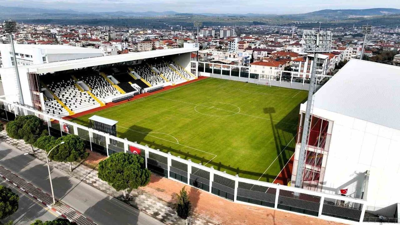 Somaspor Yönetimi: "Bu süreci birlikte aşacağız" — Devre arası transfer ve yerel destek çağrısı