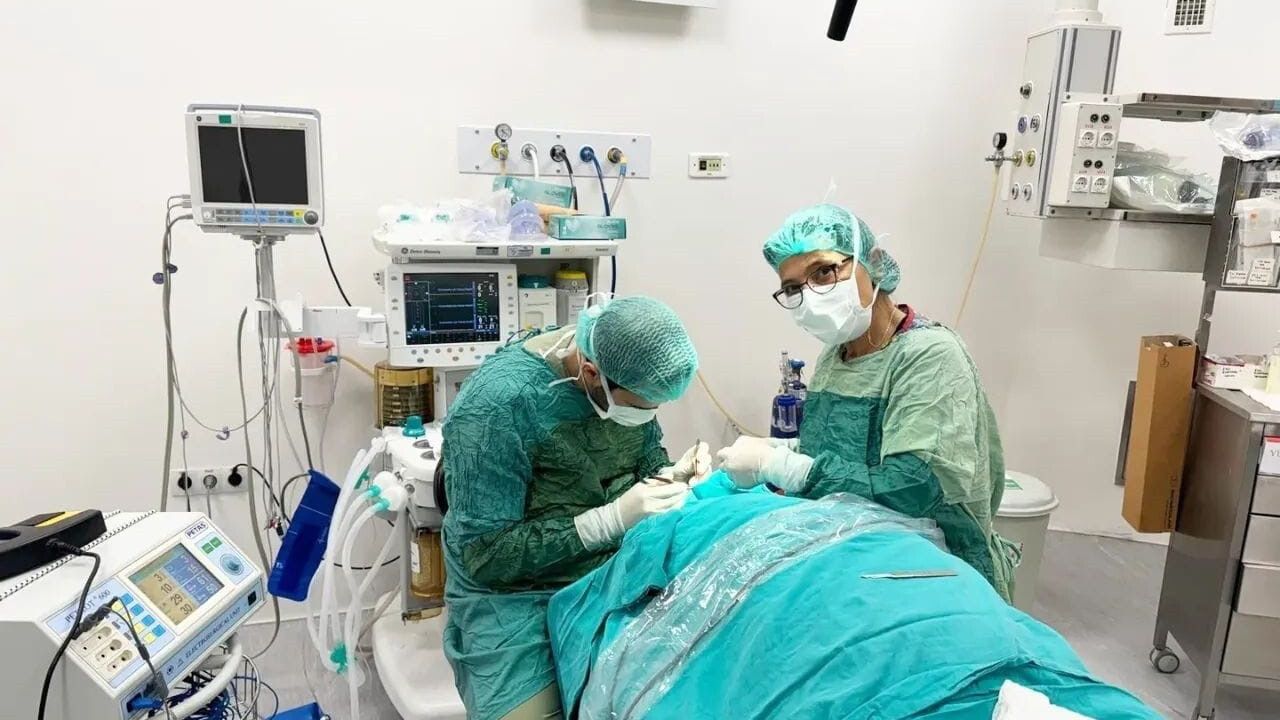 Şuhut Devlet Hastanesi'nde Başarılı Göz Kapağı Ameliyatı: Estetik ve Fonksiyonel İyileşme