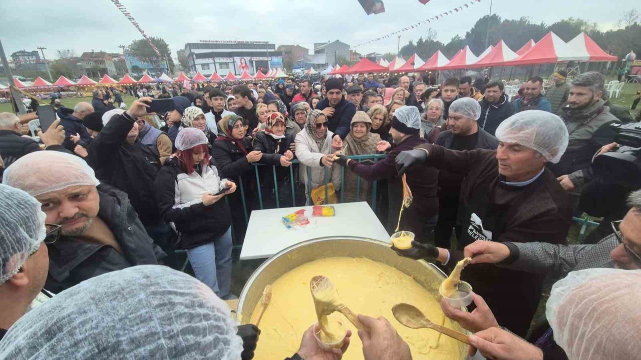 Süleymanpaşa’da 2. Hamsi ve Mıhlama Festivali: 1 ton mıhlama kısa sürede tükendi