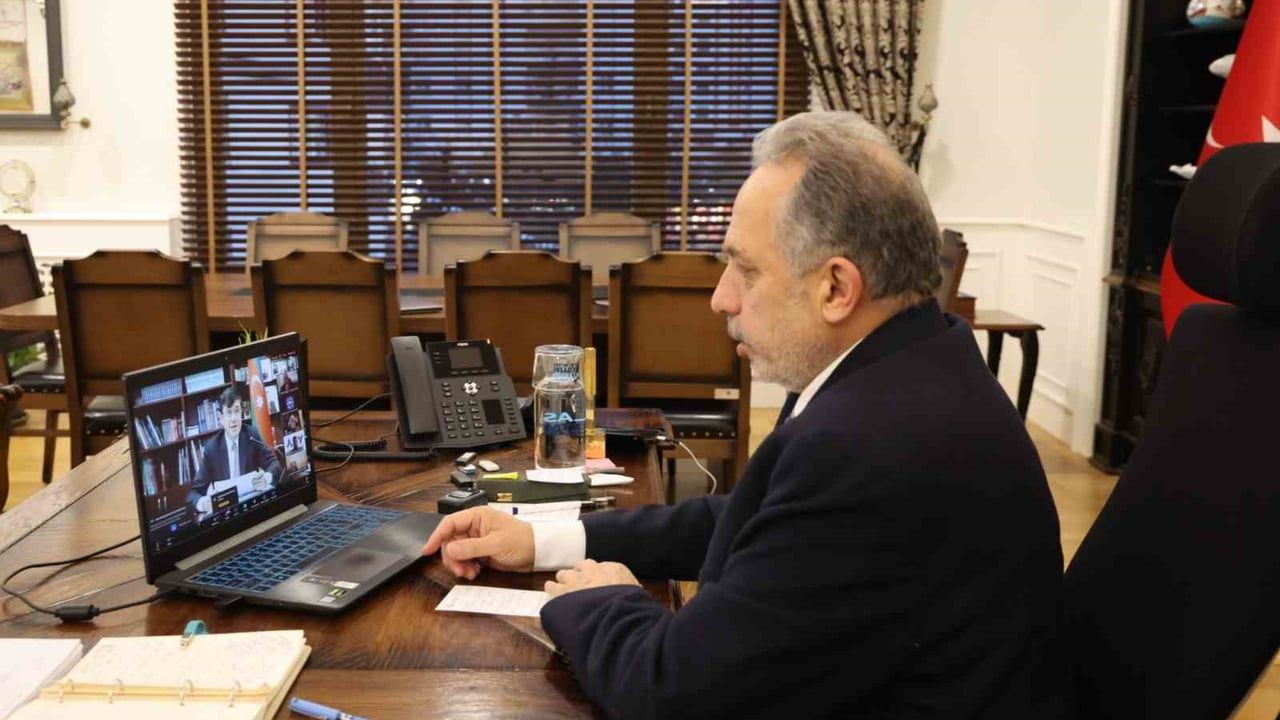 Talas Belediye Başkanı Mustafa Yalçın, 'Bir Olalım, Birlik Olalım' Toplantısında Talas’taki Azerbaycan Odaklı Çalışmaları Anlattı