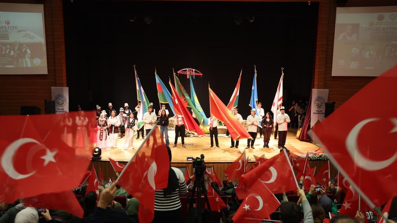 Talas Belediyesi Cengiz Aytmatov'u 'Türkiye’deki Talas’tan Kırgızistan’daki Talas’a' programıyla andı