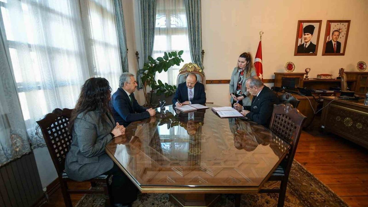 Taşköprü Belediyesi 2 milyon lira hibe ile 65 yaş üstü vatandaşlara evde bakım hizmeti verecek