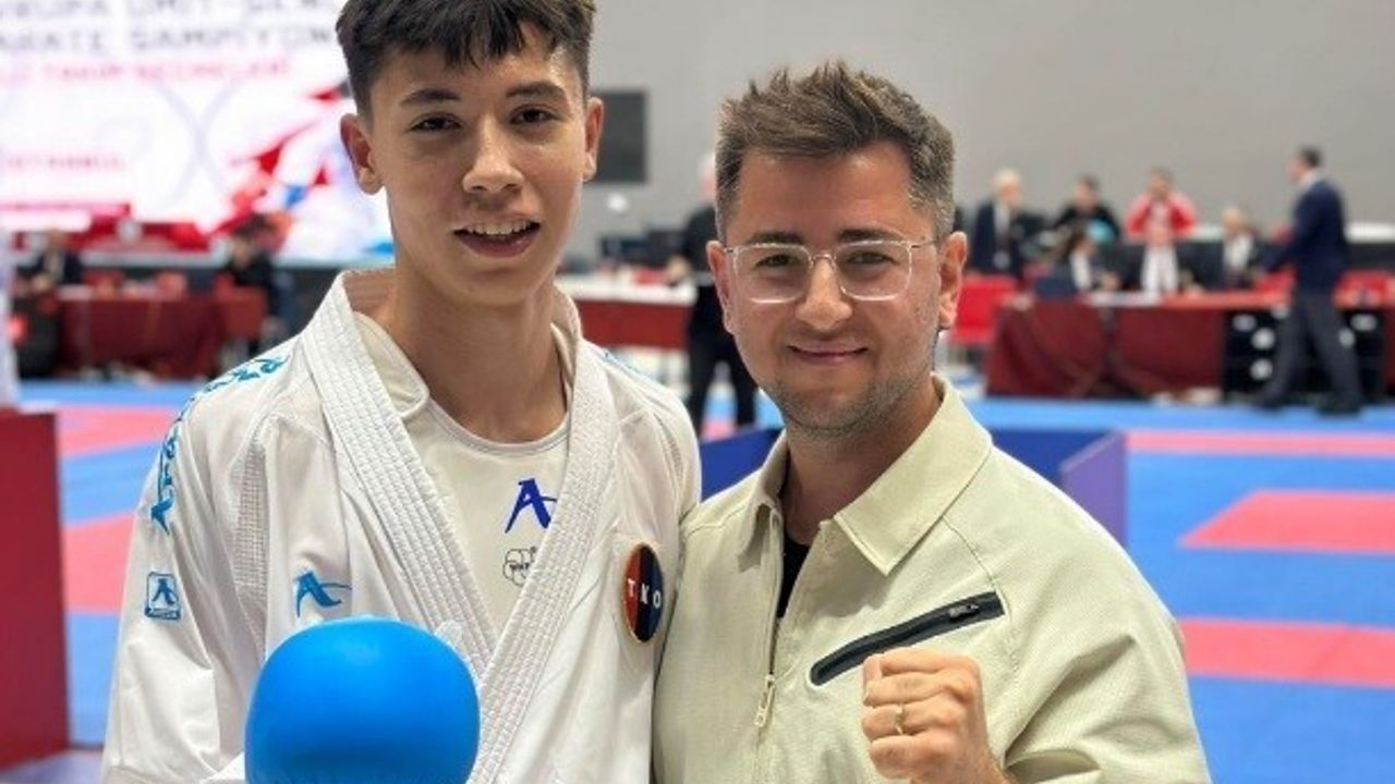 Tavşanlılı karateci Eymen Sayan Ümit 70 kg Kumite’de milli takıma seçildi
