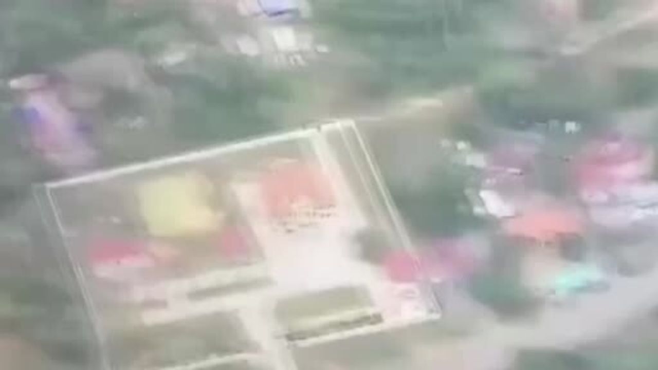 Tayland F-16'larla Kamboçya'ya Saldırdı; Ateşkes İddiasına Rağmen Çatışmalar Sürüyor