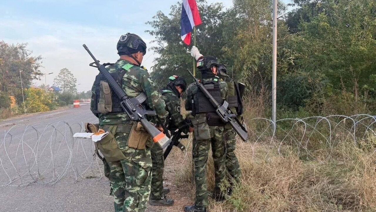 Tayland-Kamboçya Sınır Çatışmalarında Can Kaybı 14’e Yükseldi, 500 Bin Sivil Tahliye Edildi