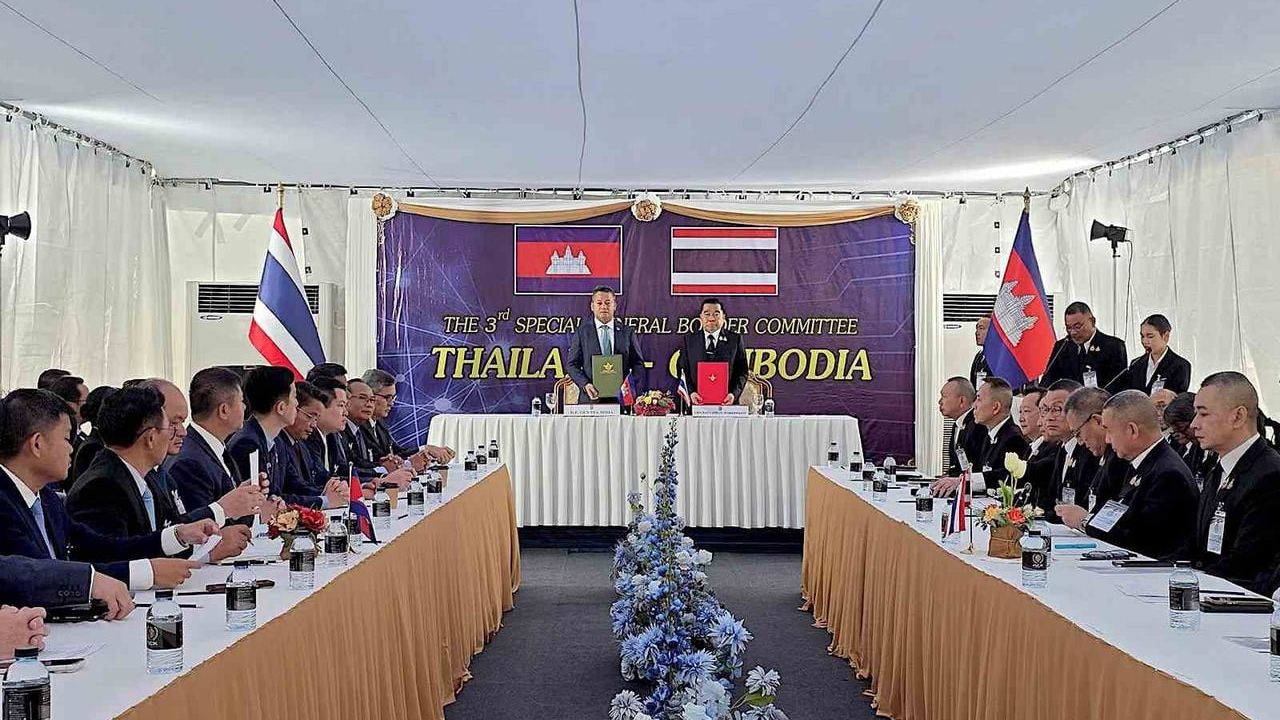 Tayland ve Kamboçya 72 Saatlik Şartlı Ateşkese Vardı