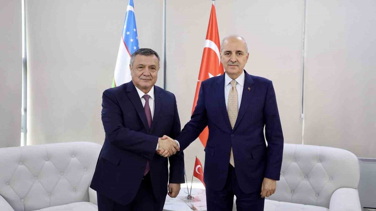 TBMM Başkanı Kurtulmuş, Buhara'da Özbekistan Yasama Meclisi Başkanı İsmailov ile Görüştü