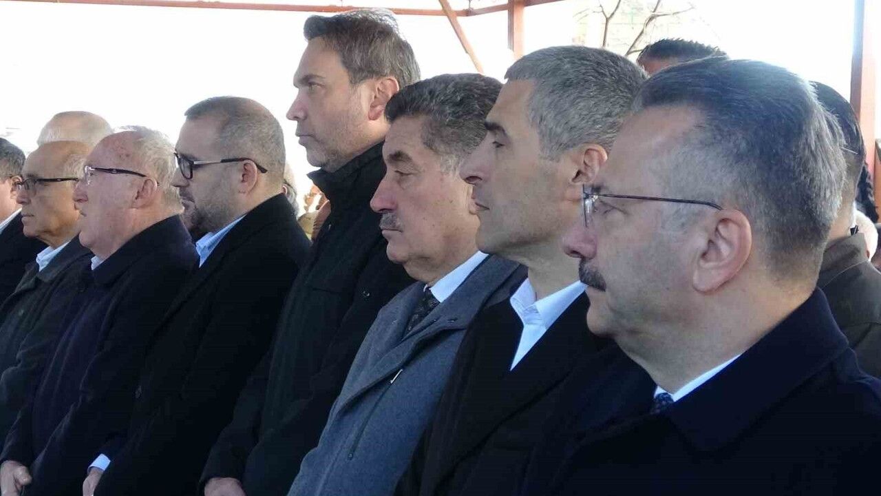 TCMB Başkanı Fatih Karahan’ın annesi Hatice Karahan Uşak’ta defnedildi