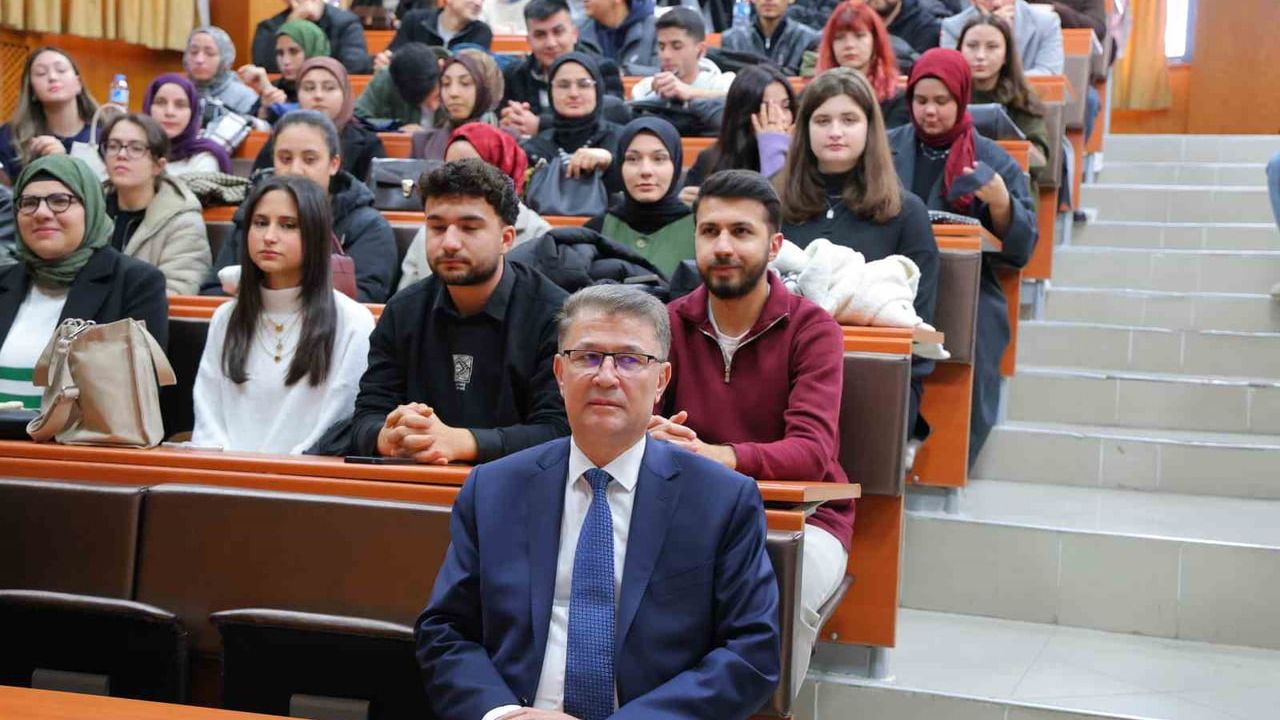 TDK 2025'in kelimesi 'dijital vicdan' yaklaşık 300 bin oyla seçildi